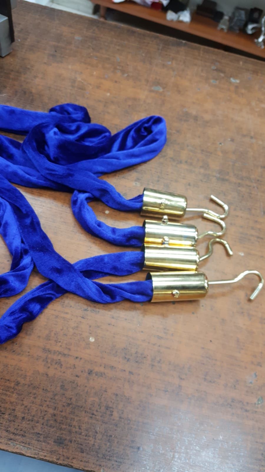 Protokol Bariyeri Kordonu 150 cm  Pirinç (Sarı Renk) Uçlu